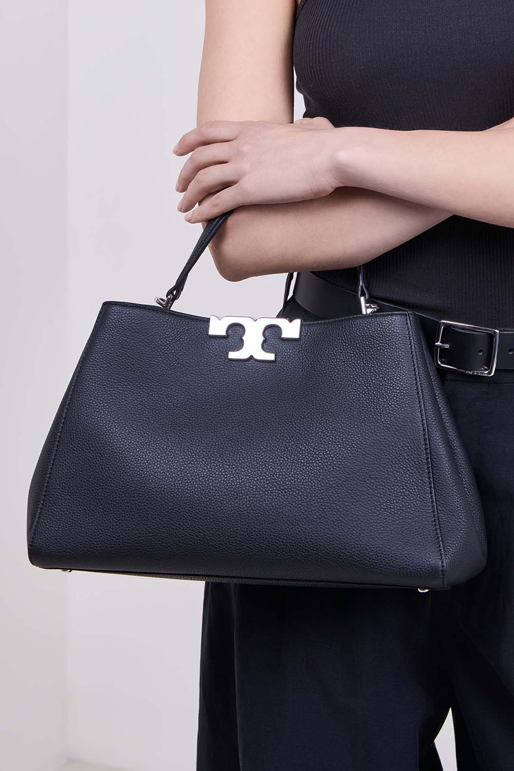 תיק קלאץ' אלינור